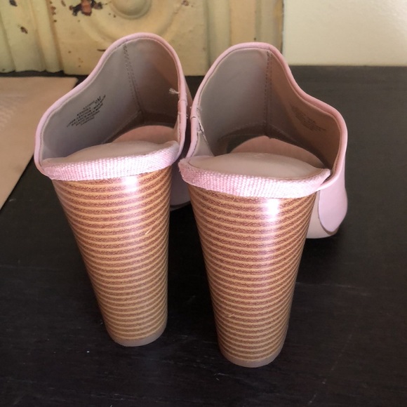 Blush Pink Halston Heels - Picture 4 of 8
